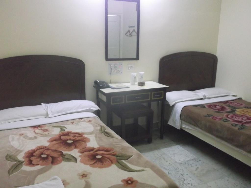 Hotel Mahamaya Bodh Gaya Quarto foto